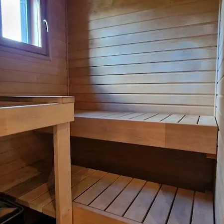 Villa Silve, Yhden Makuuhuoneen Omakotitalo. Lohja