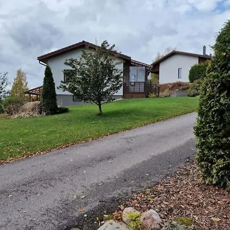 Silve, Yhden Makuuhuoneen Omakotitalo. *