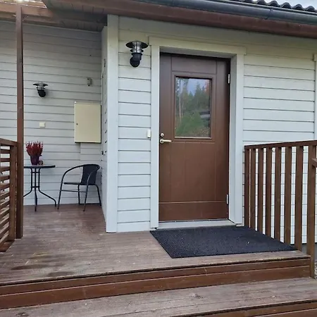 فيلة Silve, Yhden Makuuhuoneen Omakotitalo.