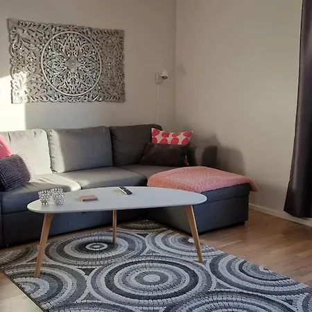 Silve, Yhden Makuuhuoneen Omakotitalo. * Lohja