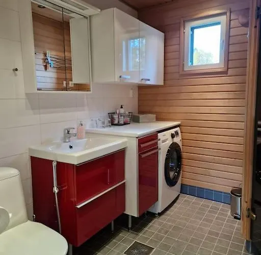 Silve, Yhden Makuuhuoneen Omakotitalo.